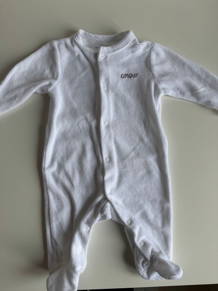 Pyjama 1 mois