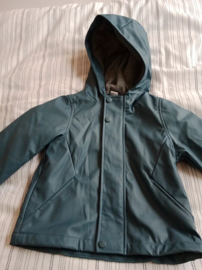 imperméable à capuche doublé polaire Tex taille 12 mois