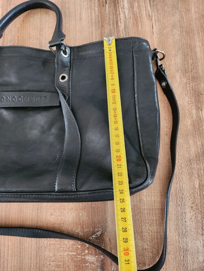 Sac a main longchamp 3D en cuir noir en bon état porte main ou épaule - photo numéro 6