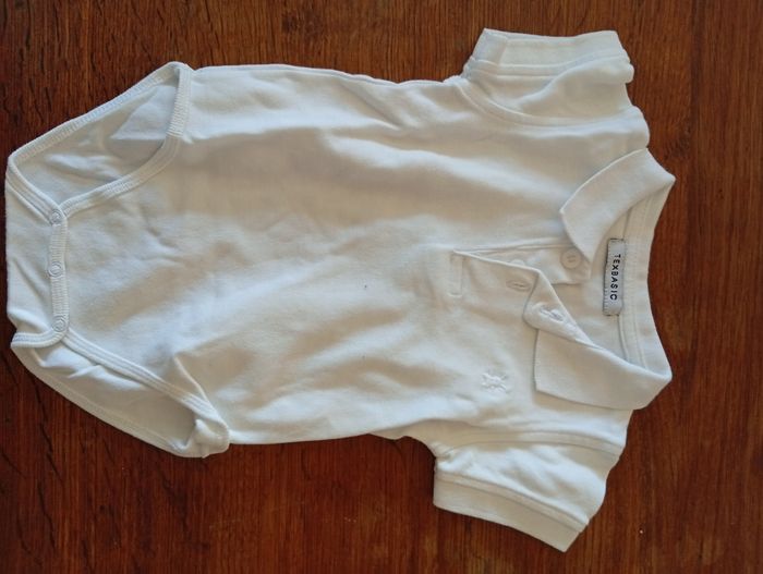 Lot de 8 bodies manches courtes taille 6 mois - photo numéro 2