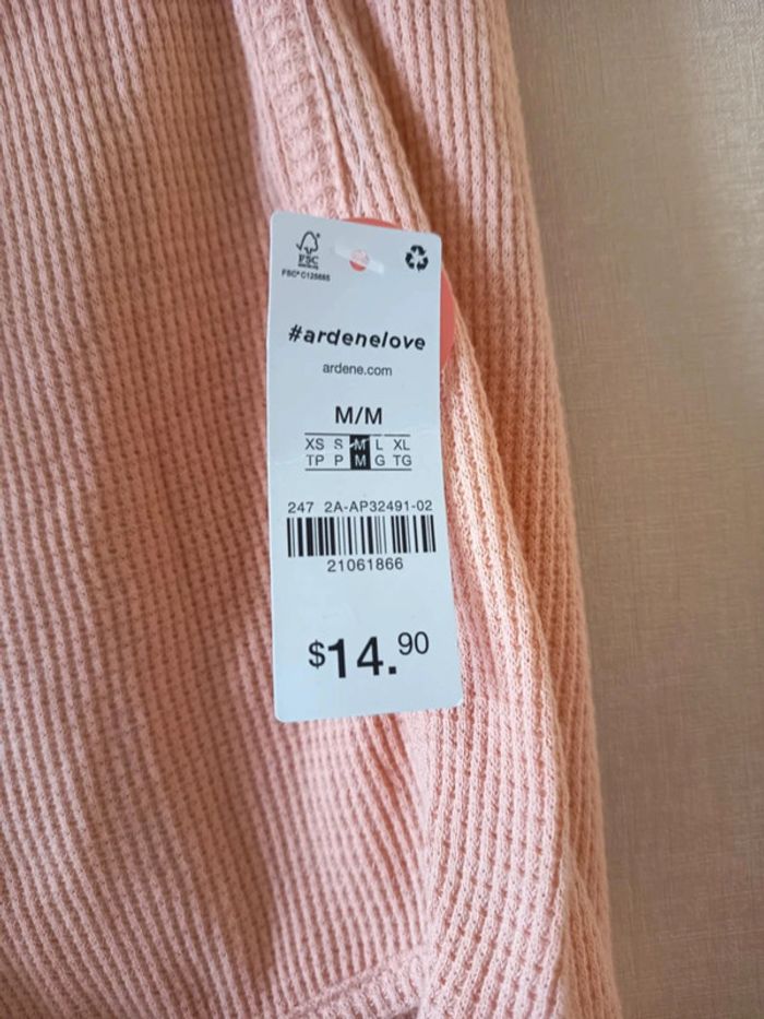 Short femme. Marque Ardene (963). - photo numéro 3