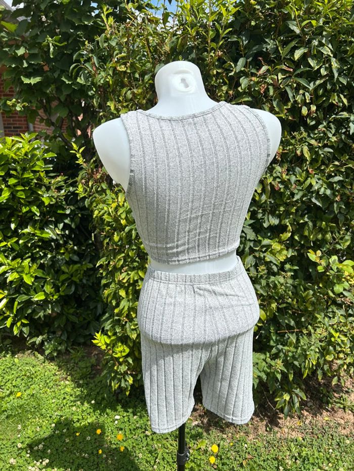 🩶Ensemble gris côtelé Shein pour femme - photo numéro 4