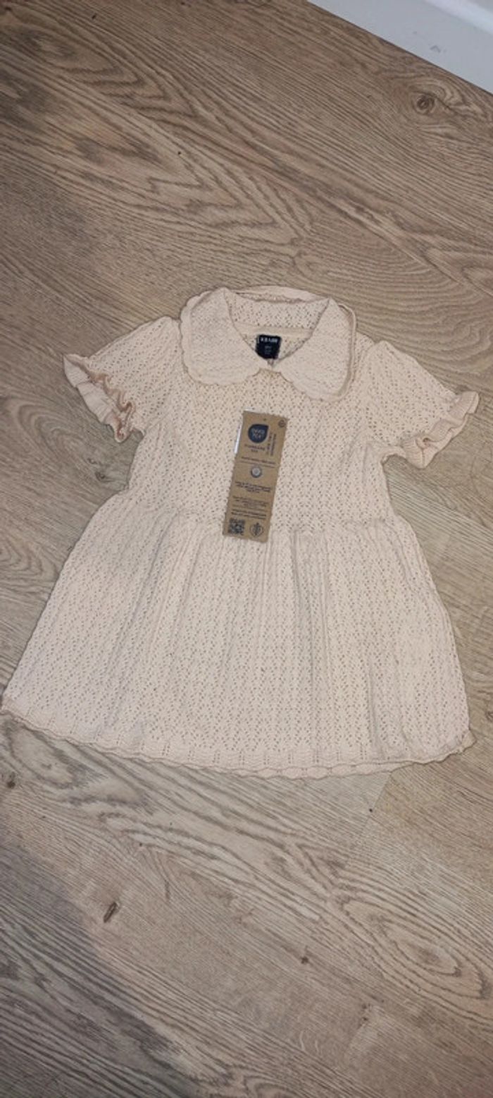 Robe bébé fille couleur corail en laine neuf Kiabi