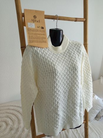 Pull chaud court col montant maille épaisse Ecru