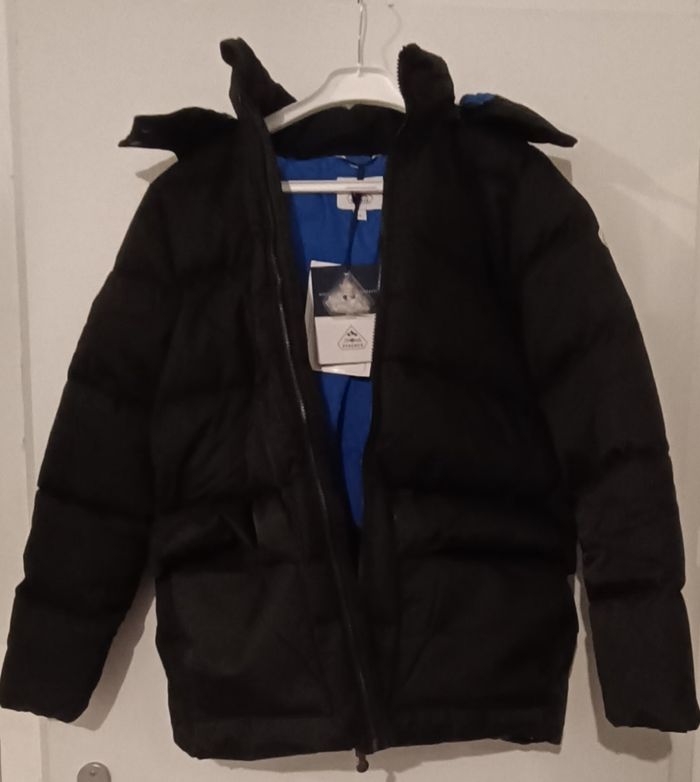 Superbe manteau doudoune pyrenex enfant