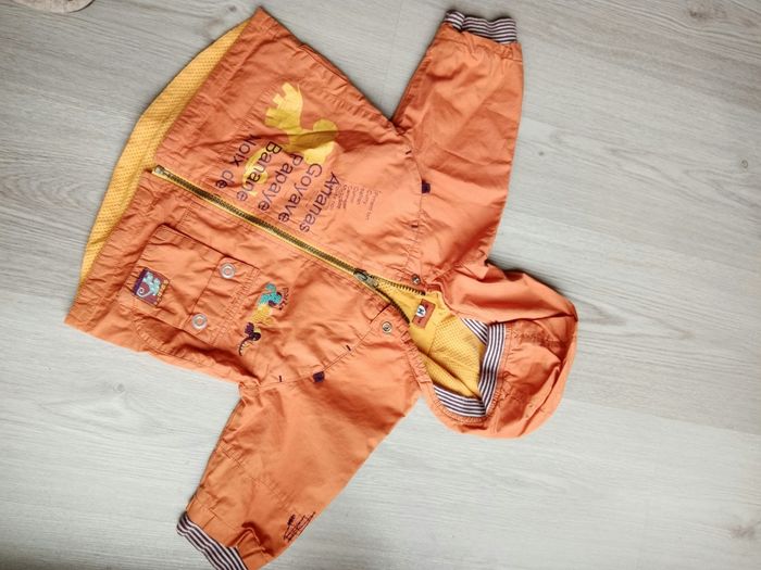Imperméable orange 6 mois - photo numéro 5