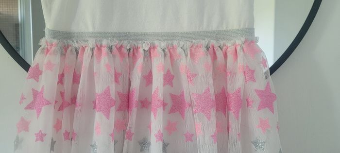 Robe rose et blanche avec paillette primark - photo numéro 4
