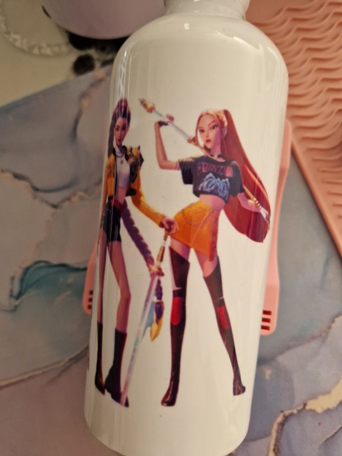 Gourde kpop - photo numéro 4