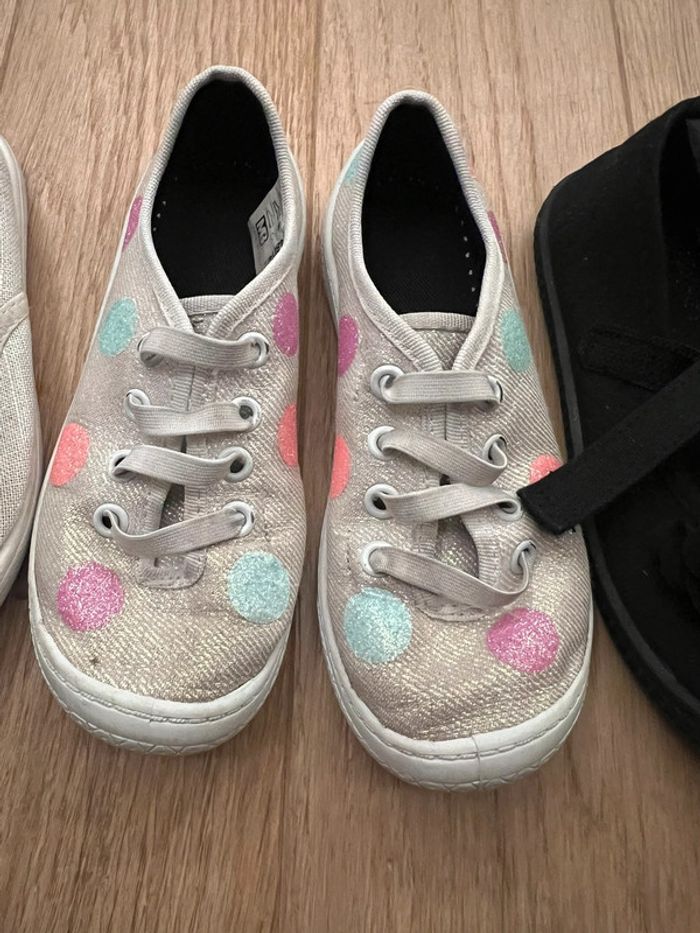 Lot 3 paires de Chaussures fille  Primark taille 29 état correcte - photo numéro 5