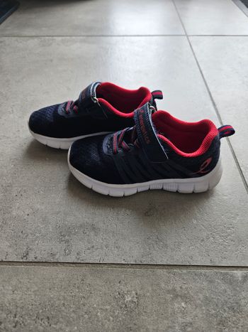 Basket garçon taille 28