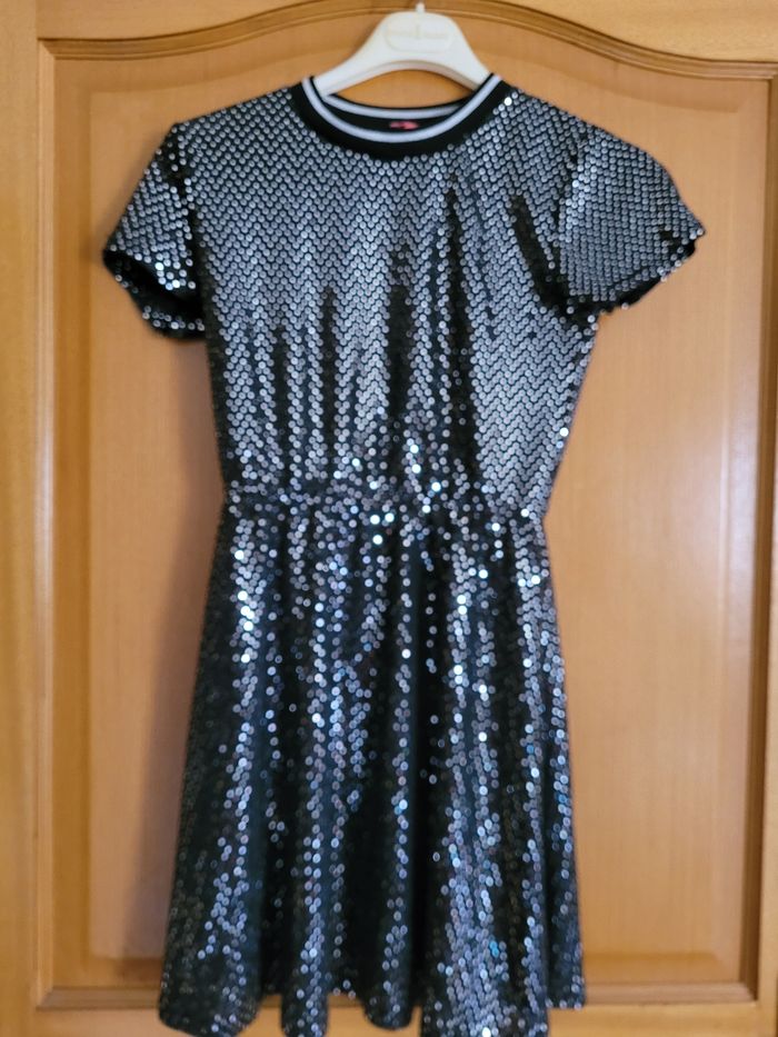 Robe de fêtes fille - photo numéro 2