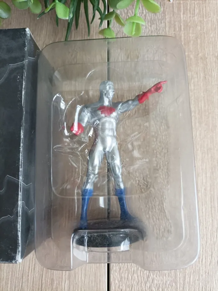 Figurine Captain Atom DC Comics Eaglemoss Super Hero - photo numéro 2