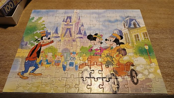 Puzzle Disney 100 pièces Mickey, Minie, Dingo - photo numéro 4