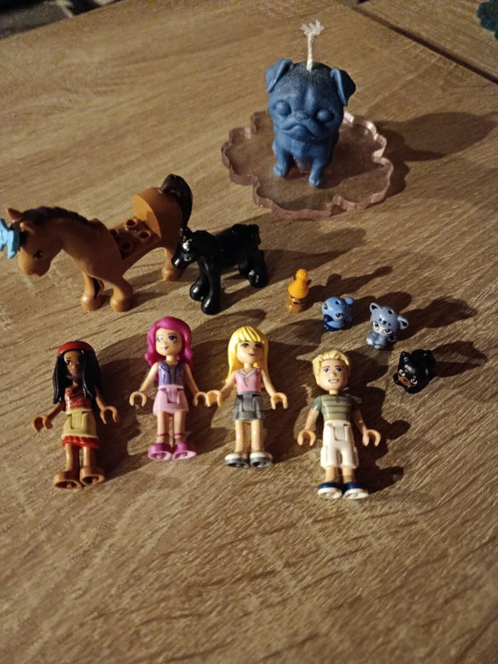 Lot personnages et animaux Lego