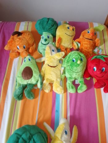 Collection 7 Peluches Fruits et Légumes NEUF