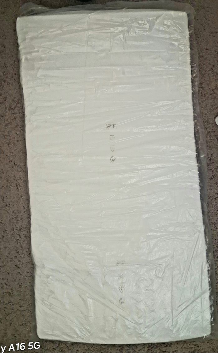 Matelas dans l’emballage d’origine