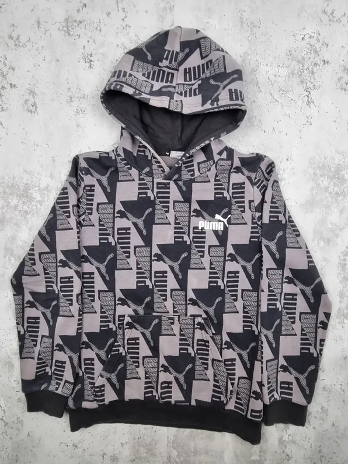 Pull à capuche Puma gris et noir – Taille 12 ans (mesures en photos) - photo numéro 3