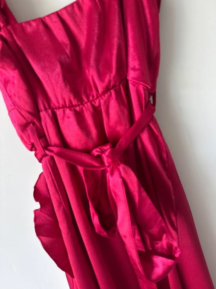 👗 Little Mistress - TL- Robe - bordeaux portefeuille à volants - Rose fuchsia- neuf sans étiquette - photo numéro 8