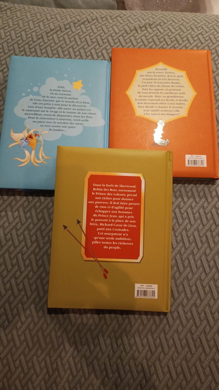 3 livres Disney - la petite Sirène - Rox et Rouky -  Robin des bois - photo numéro 3
