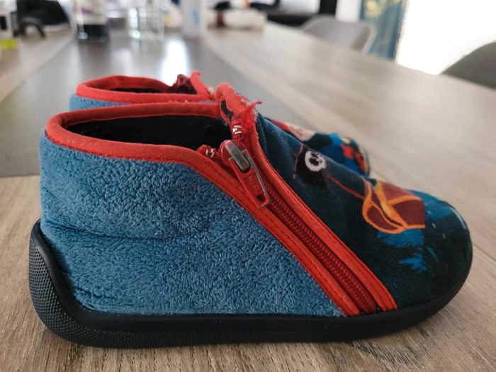 Chaussons garçon taille 26 - photo numéro 3