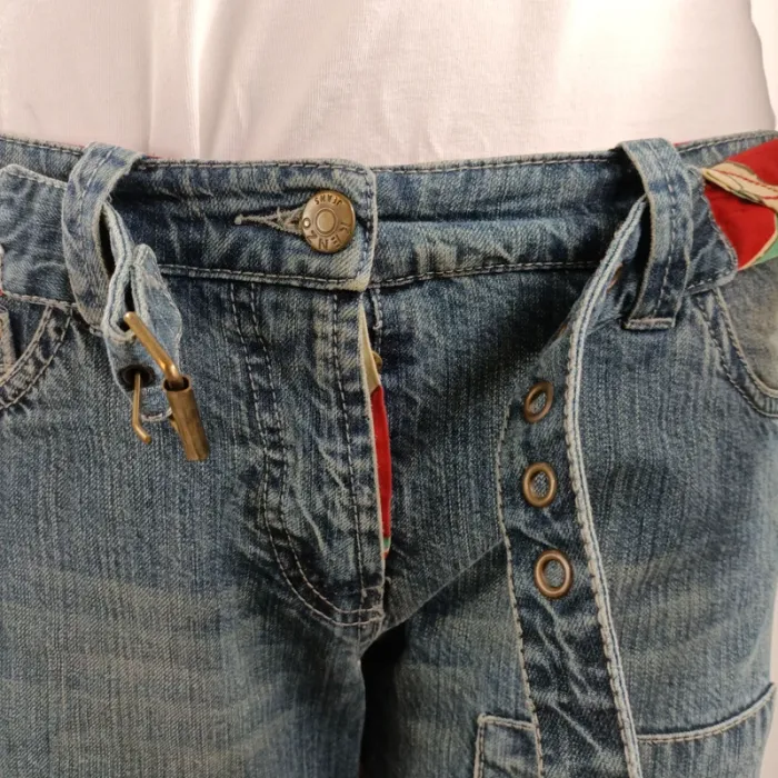 Jeans empiècement fleuri - Kenzo Paris - Taille 36 A1216 - photo numéro 6