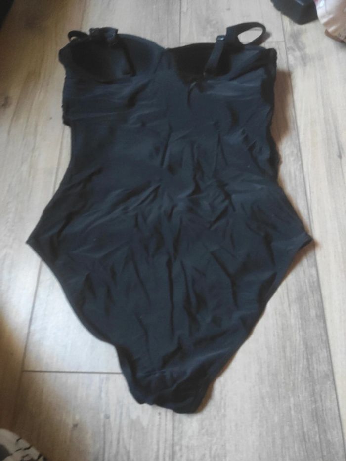 Maillot de bain taille 38 - photo numéro 3