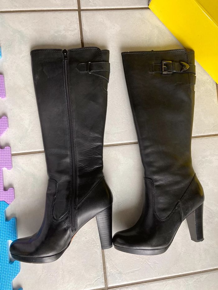 Bottes noires - 36 - photo numéro 2