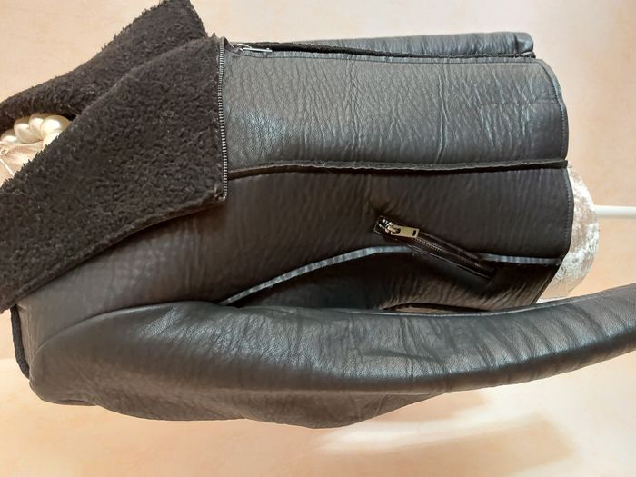 Blouson Camaïeu noir imitation cuir fourré taille 38 - photo numéro 3