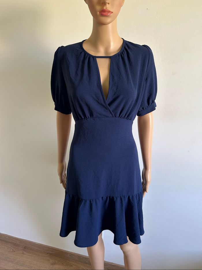 Robe bleue marine neuve à manches courtes Morgan taille 34 (valeur 60€)