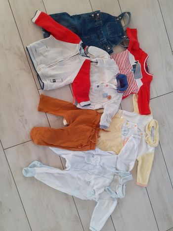 Lot vêtements bebe automne 6 mois