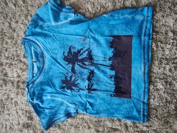 Tee-shirt taille 4 ans