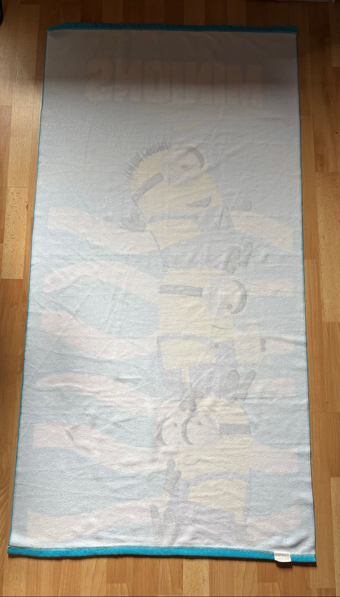 • Serviette de plage ~ Les minions • - photo numéro 5