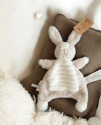 Doudou plat Lapin beige blanc Tout doux TAPE A L’OEIL TAO