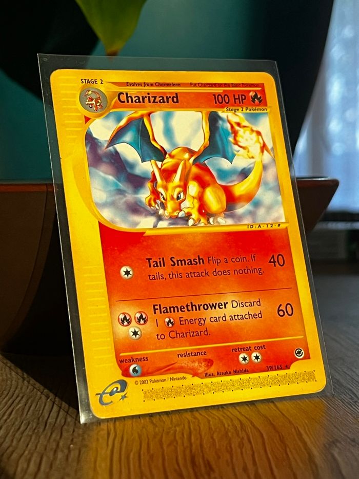 Carte Pokémon Dracaufeu en anglais - photo numéro 3