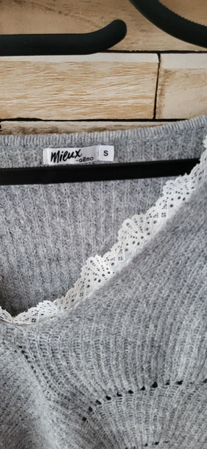 Pull Gémo taille S gris avec col dentelle - photo numéro 2