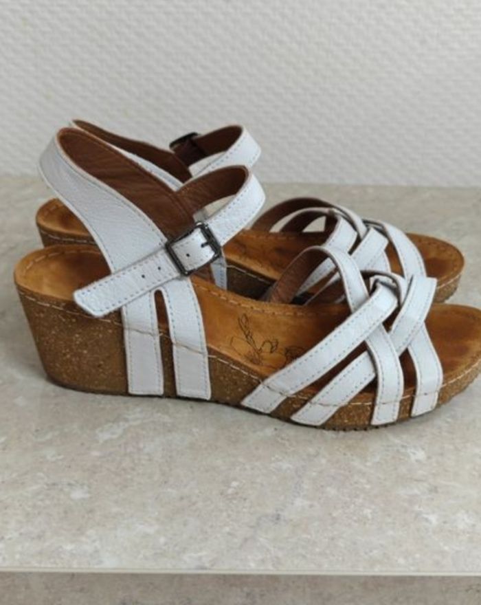 Sandales à talon compensé 5 th avenue taille 38 neuve - photo numéro 2