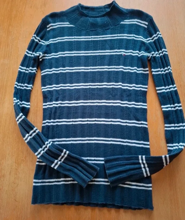 Pull fin tommy hilfiger bleu marine a rayures blanches - photo numéro 2