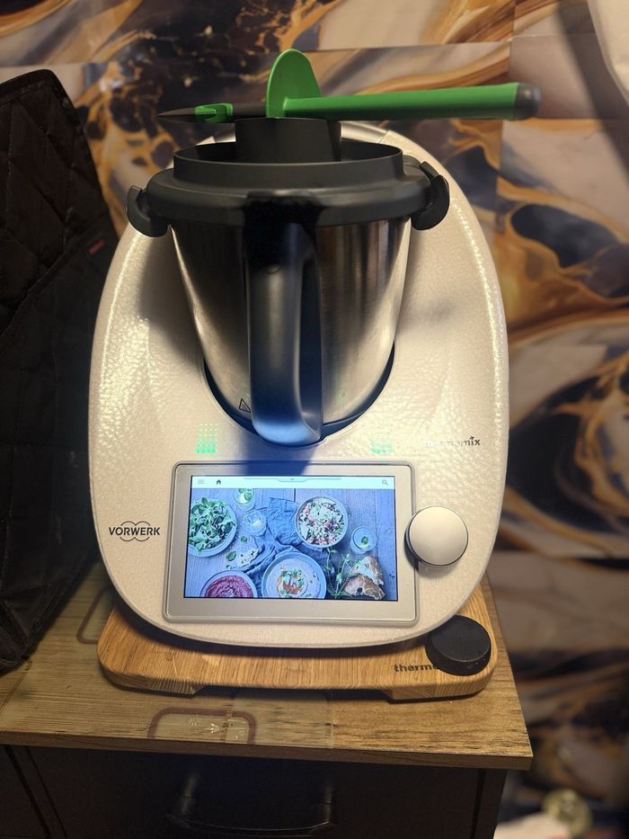 Thermomix TM6 avec Légumes Styler, Arbre, Coupe Spirale,Sac de transport 2 pièces , - photo numéro 2