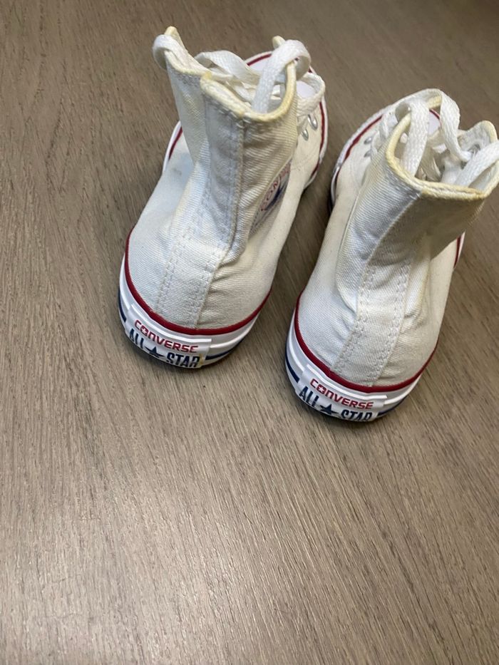 Converse blanche taille 36 - photo numéro 2