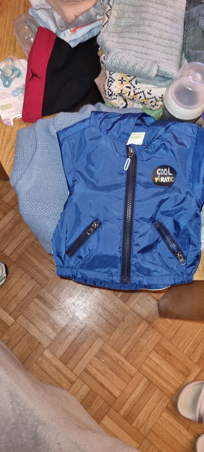 Lot vêtements bébé - photo numéro 2