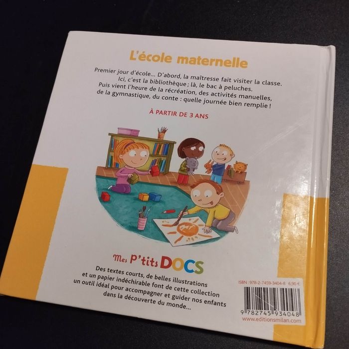 Livre enfant mes p'tits docs école maternelle - photo numéro 2