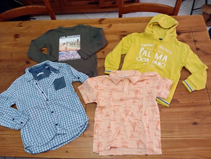 Lot de vêtements garçons 6ans - photo numéro 3
