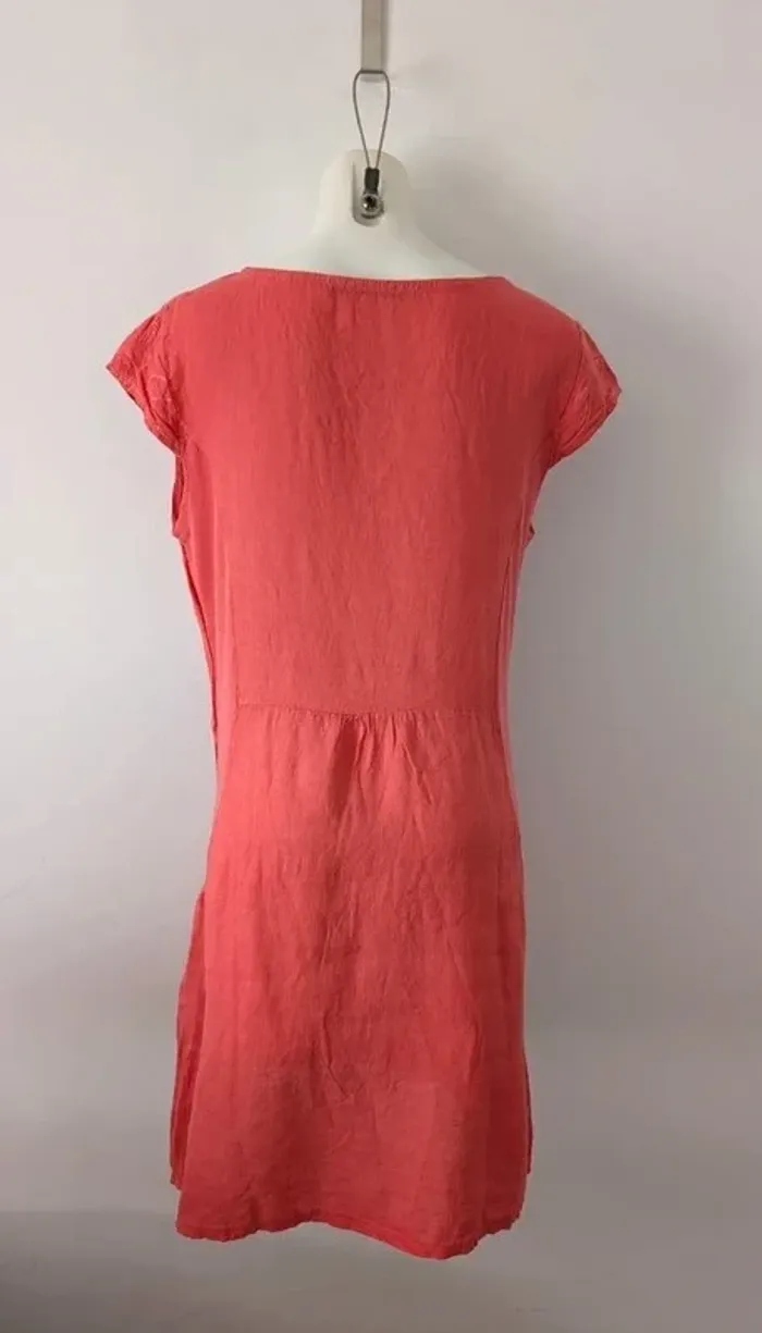 Robe d'été brodé 100% lin corail - Miss Culture Sud - taille L - photo numéro 3