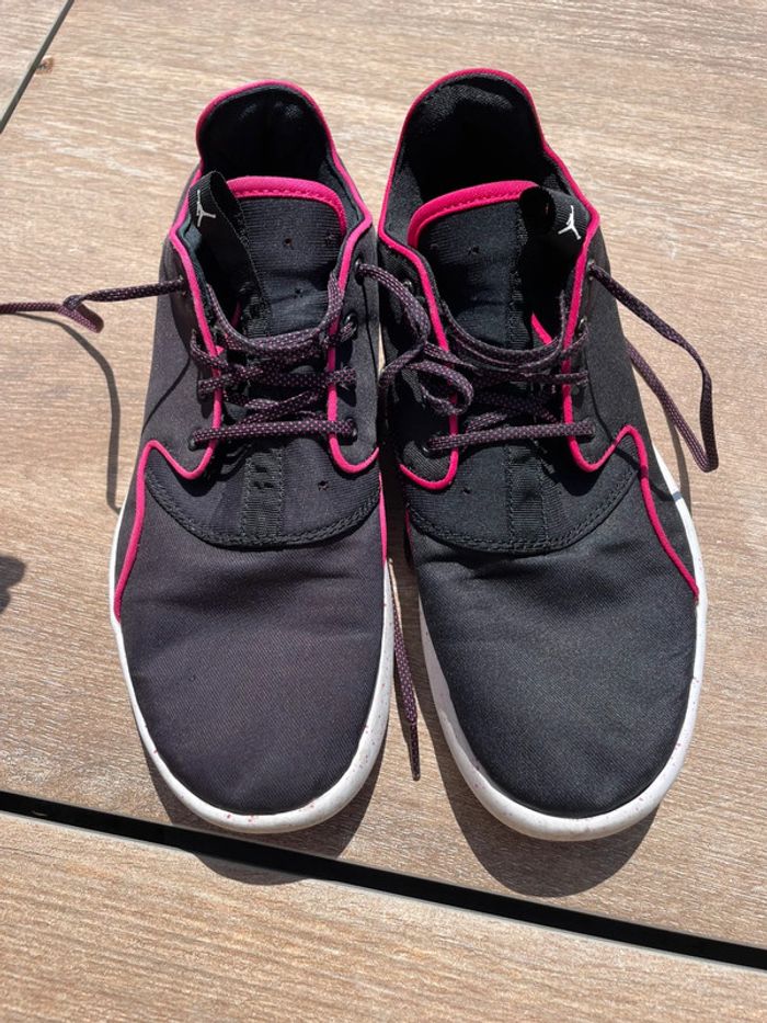 Baskets Jordan Nike t40