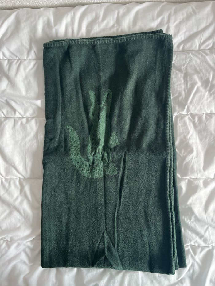 Plaide Lacoste