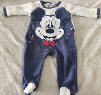 Pyjama ou dors bien taille trois mois Disney