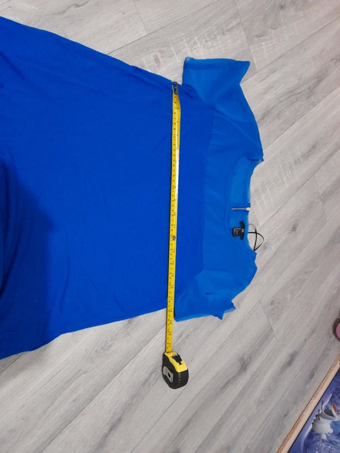 Top bleu - photo numéro 5