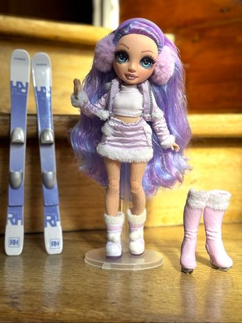 Violette Rainbow High