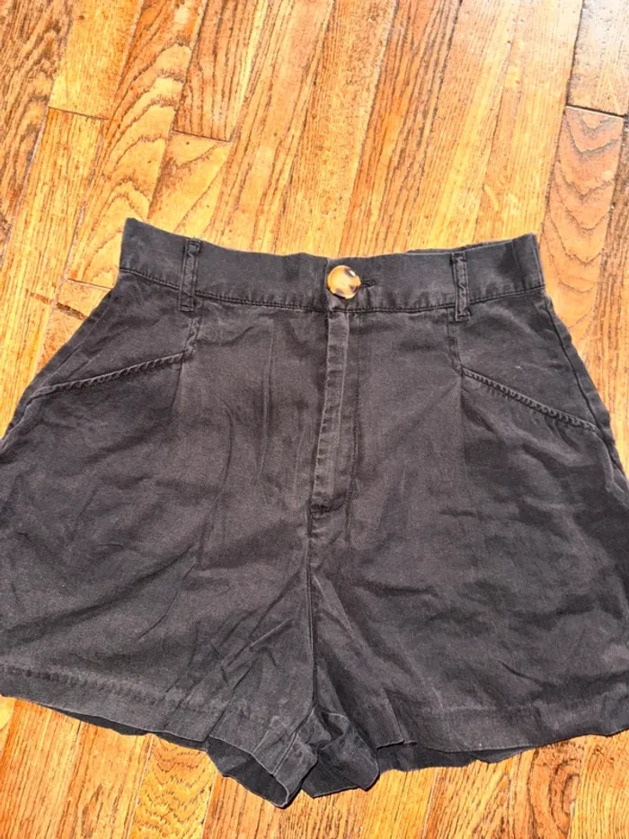 Short Zara Taille Xs - photo numéro 2
