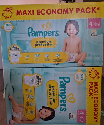 2 cartons de couches pampers premium protection taille 4